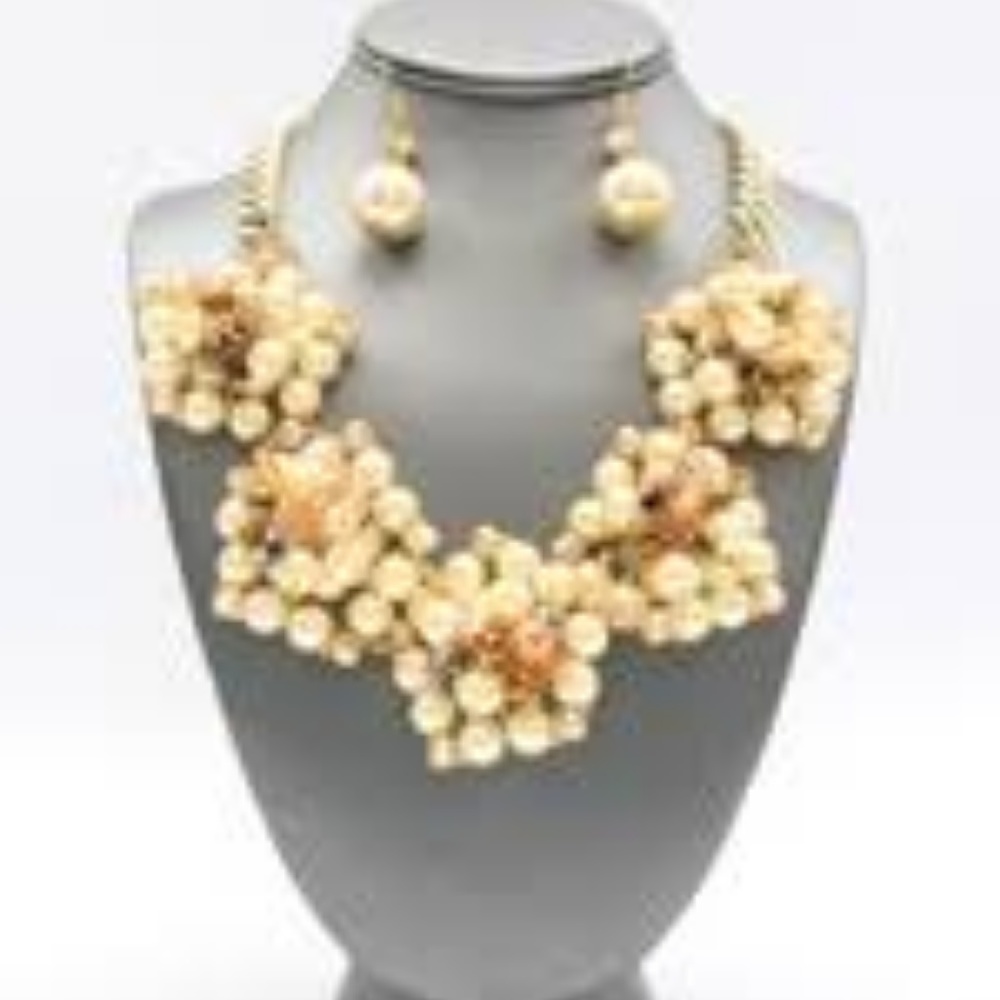 Necklace Set